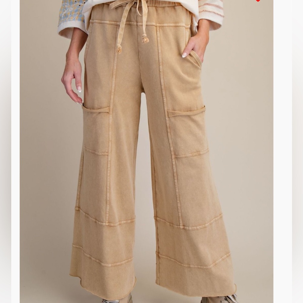 💕Easel Women's Tan Wide-Leg Cargo Pants